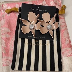 NWT Lele Sadoughi Crystal Lily Blush Floral Earrings
